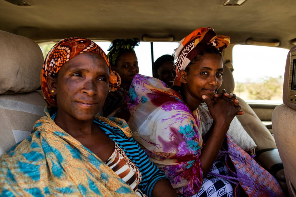 women_in_car_ethiopia