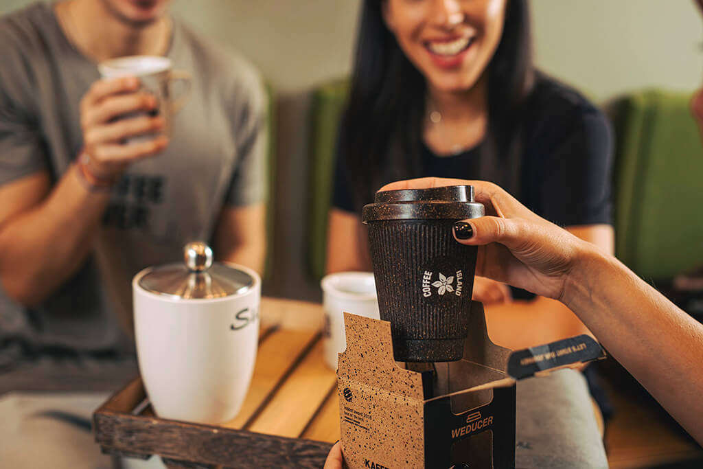Reusable cup Kaffee Form in a box